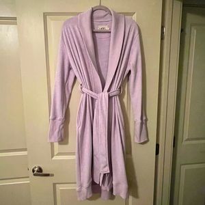 Like-New Ugg Robe